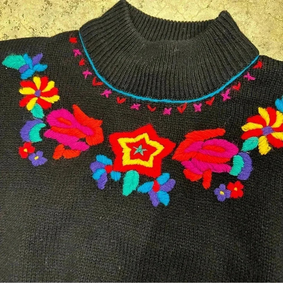 Nicole Curie Womens Medium Black Sweater with Bright Color Embroidered Flowers - Picture 3 of 4
